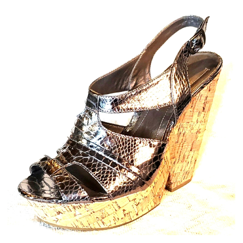 NWT BCBGeneration Platinum Snakeskin Heels